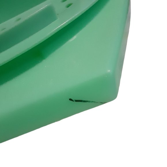Vintage Tupperware Cheese Grater Shredder & Bowl Jadeite Green - Picture 3 of 3